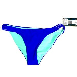 NWT ROXVOLLEYBALL Carvico Beach Bikini Bottoms